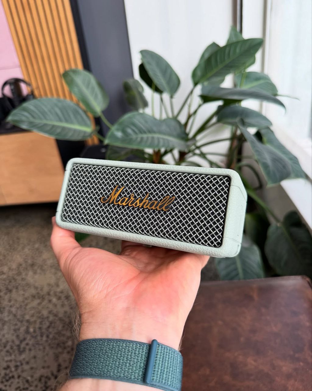 Marshall Emberton Style Bluetooth Speaker 20W Output | Dual Mode | Type-C Charging | Mic Support